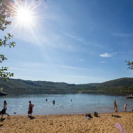 Exclusive With Stunning Views In Сasa de vacaciones