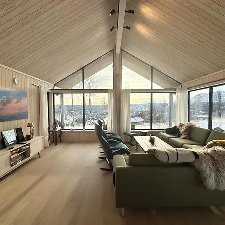 Exclusive With Stunning Views In Сasa de vacaciones Geilo